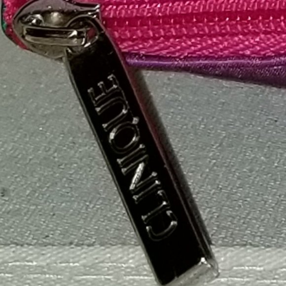 #834 NWOT RARE Clinique Tracy Reese Cosmetic Bag! - Picture 10 of 10